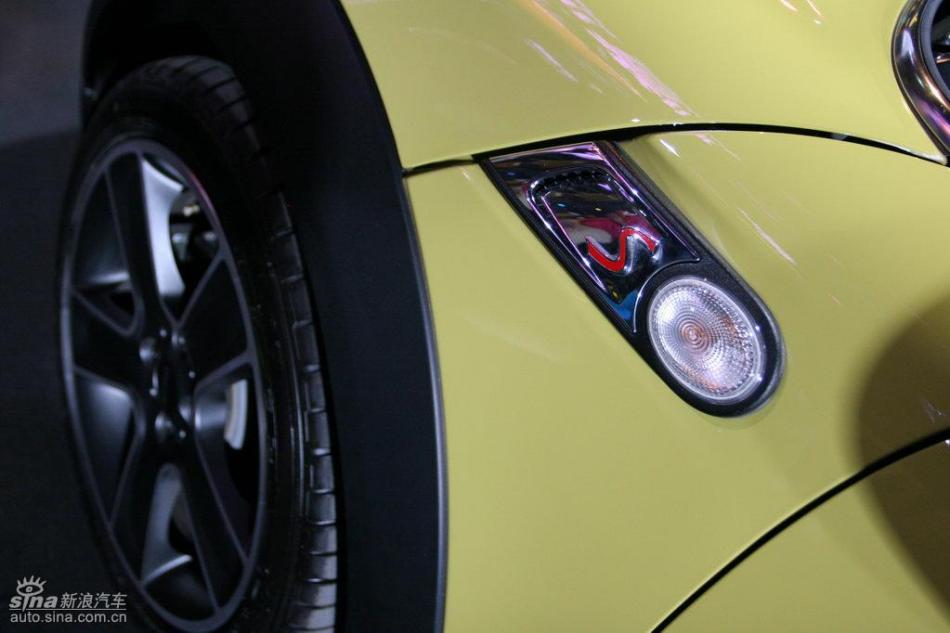 MINI Cooper漰Cooper S