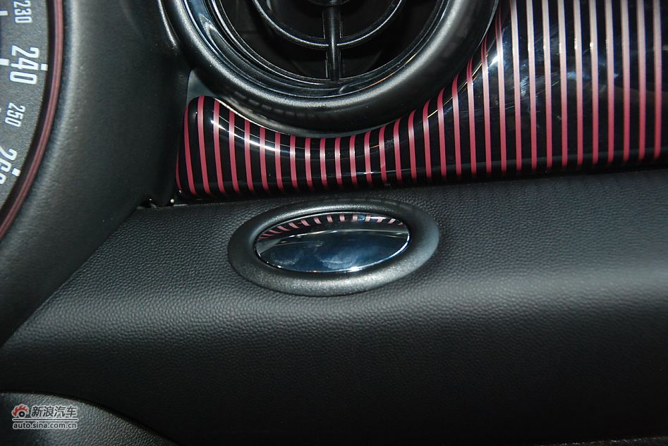 2011MINI CLUBMAN