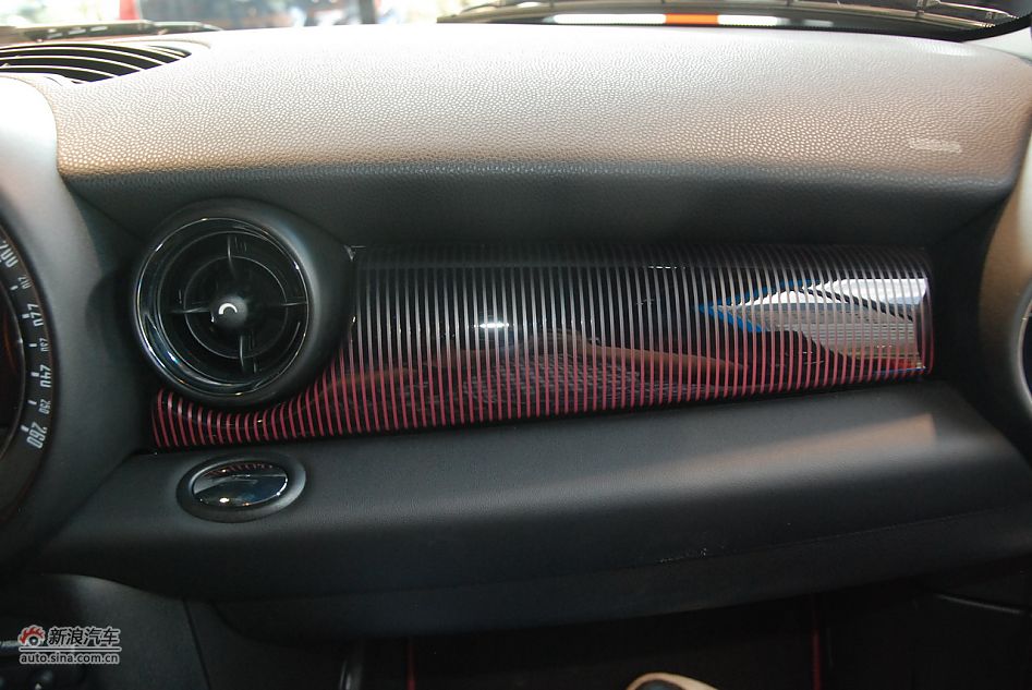 2011MINI CLUBMAN