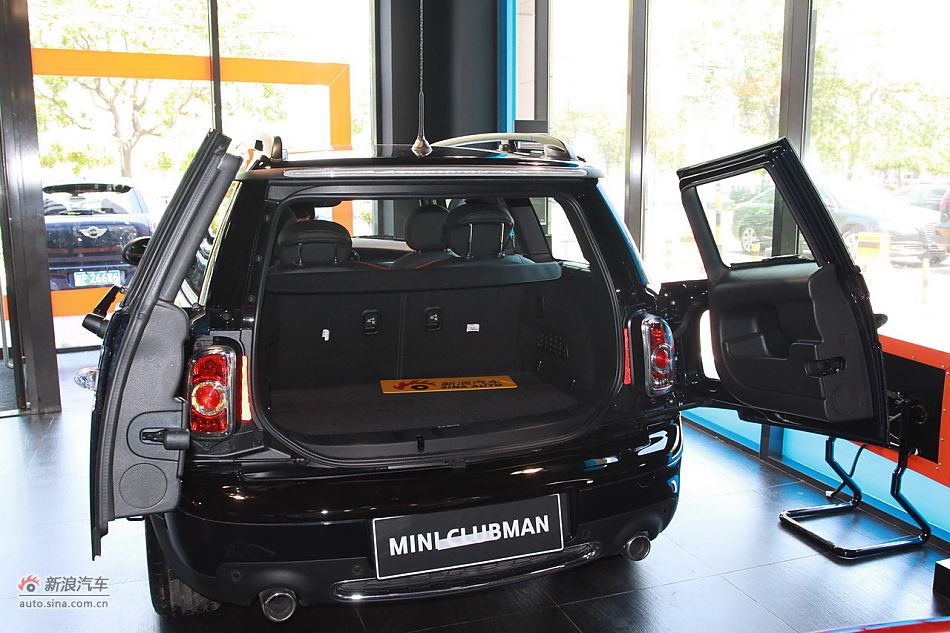 2011MINI CLUBMAN