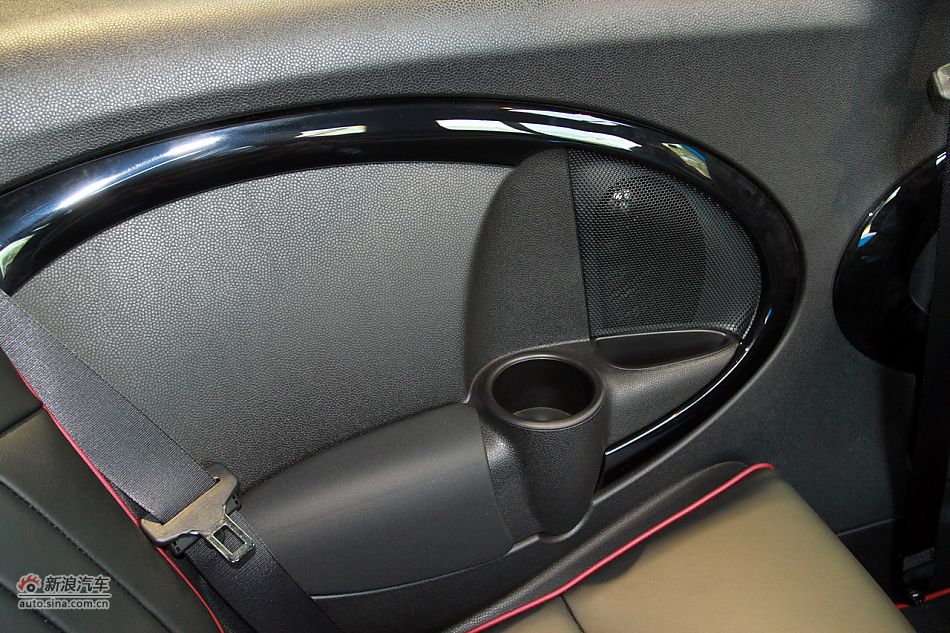 2011MINI CLUBMAN