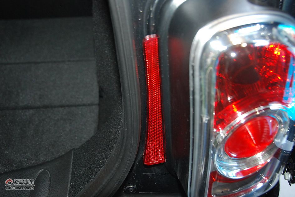 2011MINI CLUBMAN