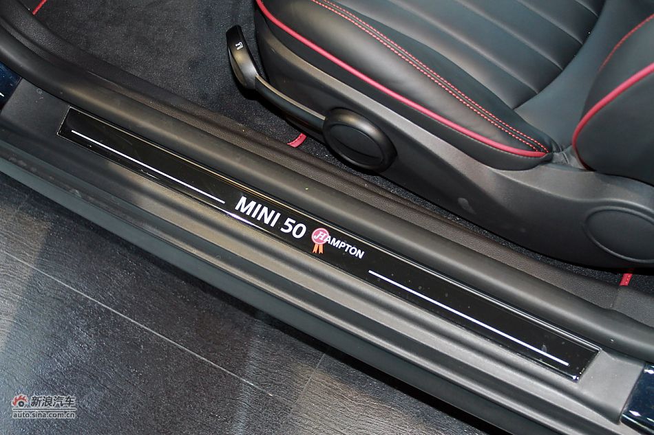 2011MINI CLUBMAN