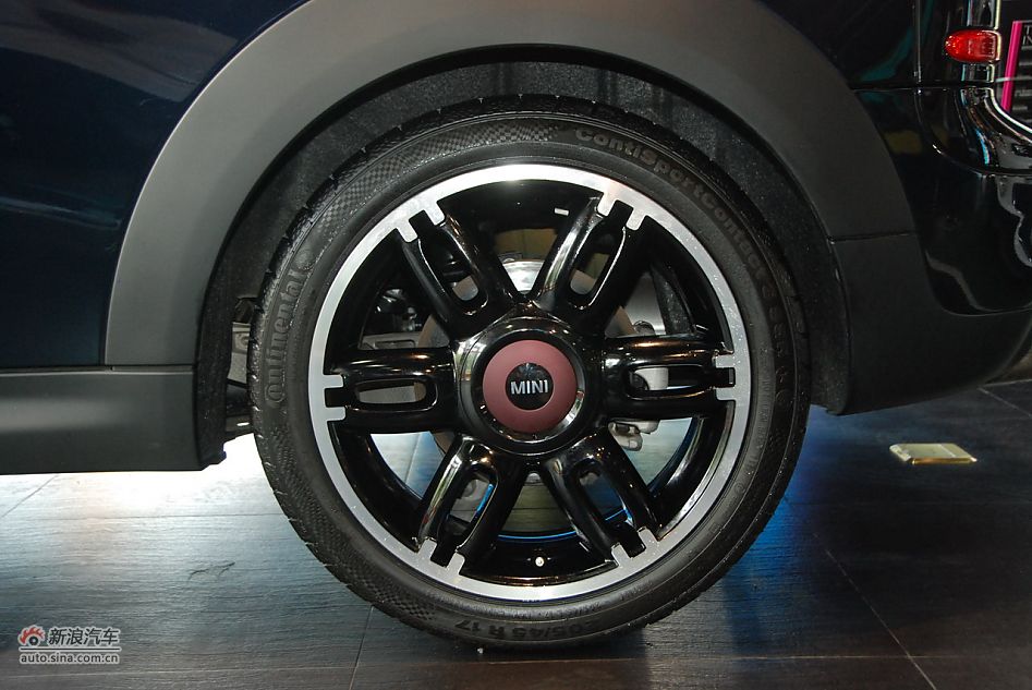 2011MINI CLUBMAN