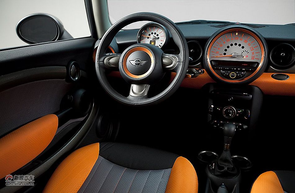 MINI Goes TUMI Ϳװ