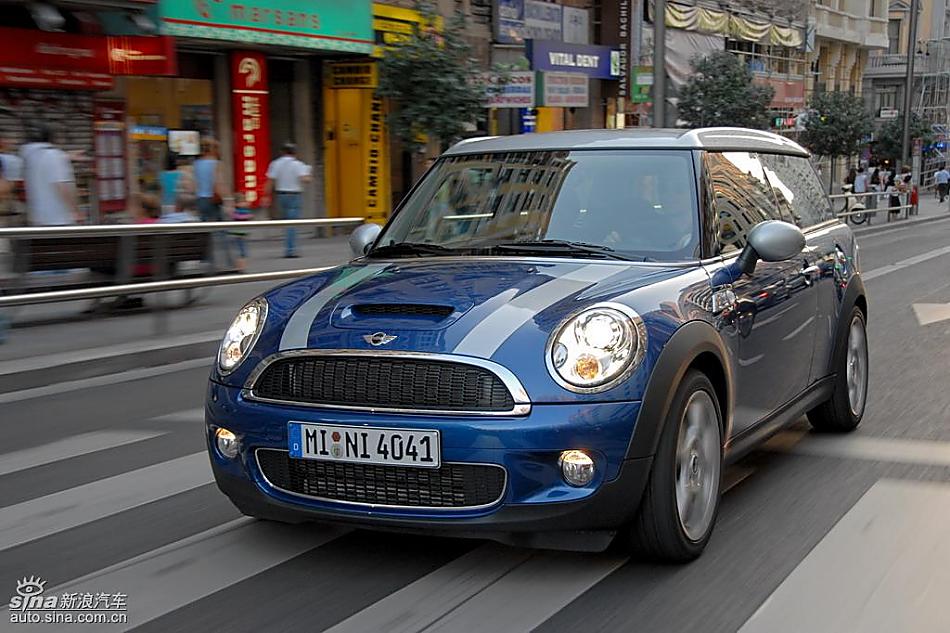 ɫMINI Clubman