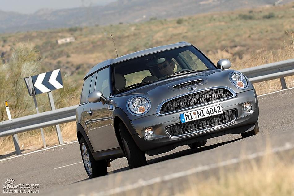 ɫMINI Clubman