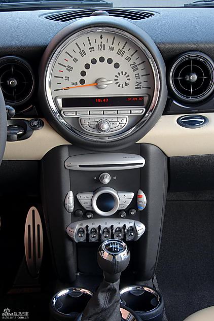 ɫMINI Clubman