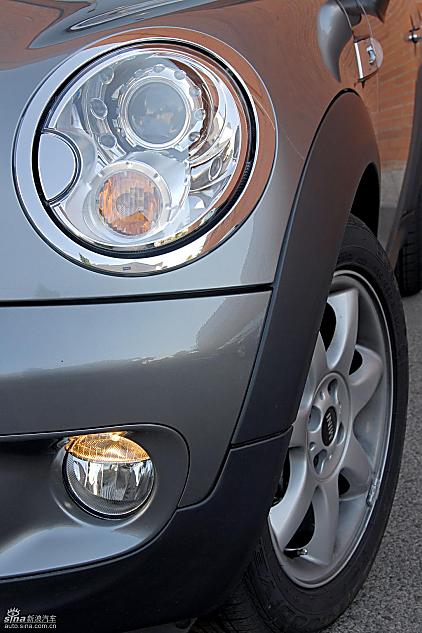 ɫMINI Clubman
