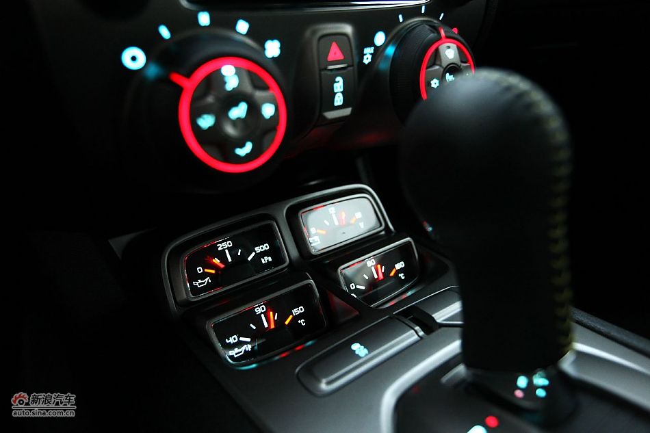 2012ѩ3.6Lνٷʵͼ