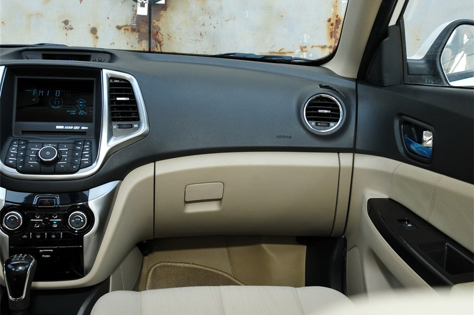 2012 1.6L MT  