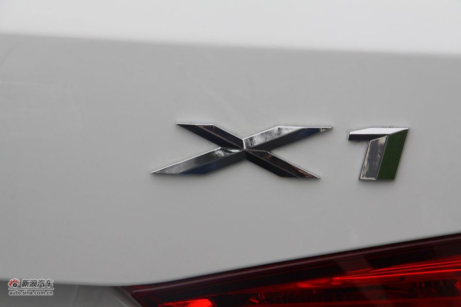 X1