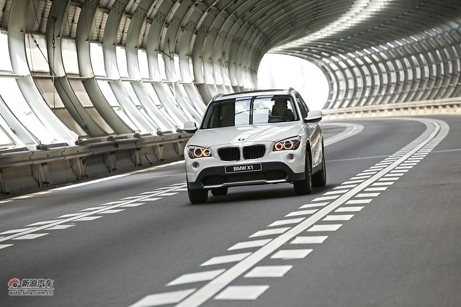 2012X1 xDrive20iٷͼ