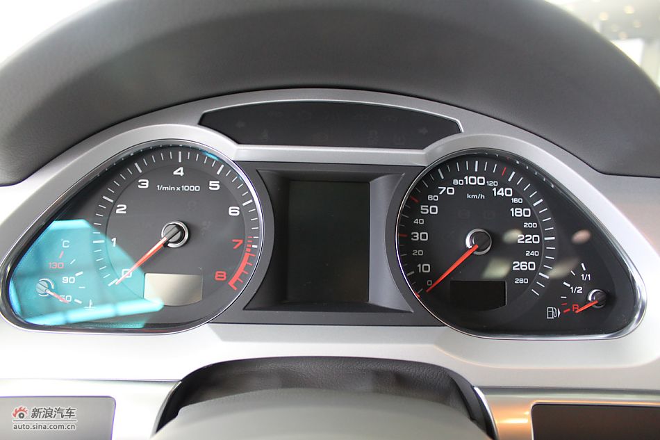 2010µA6L 2.4