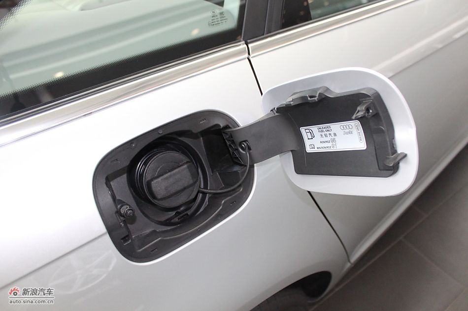 2010µA6L 2.4