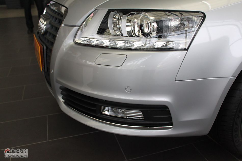 2010µA6L 2.4