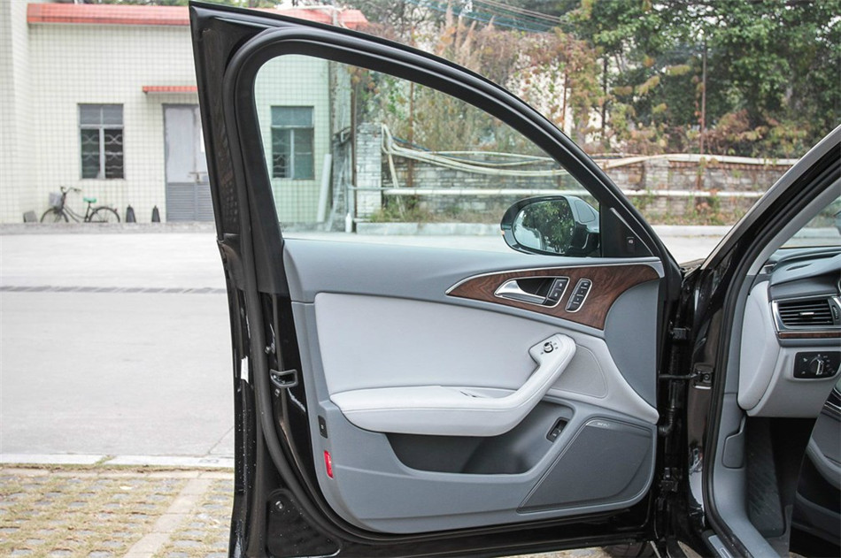 2014 3.0T 50 TFSI DCT quattro  οռ