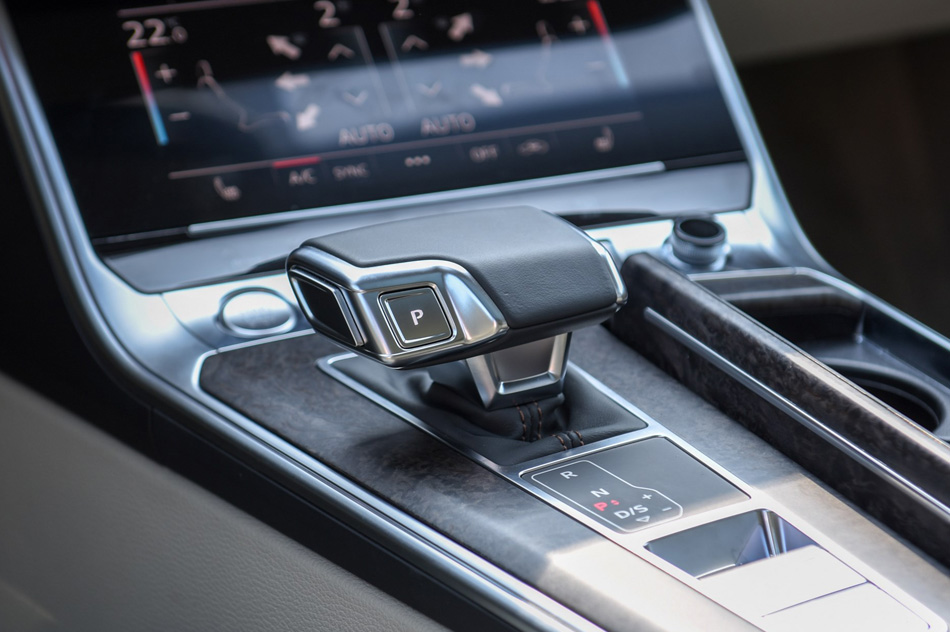 2019 55 TFSI quattro 콢 