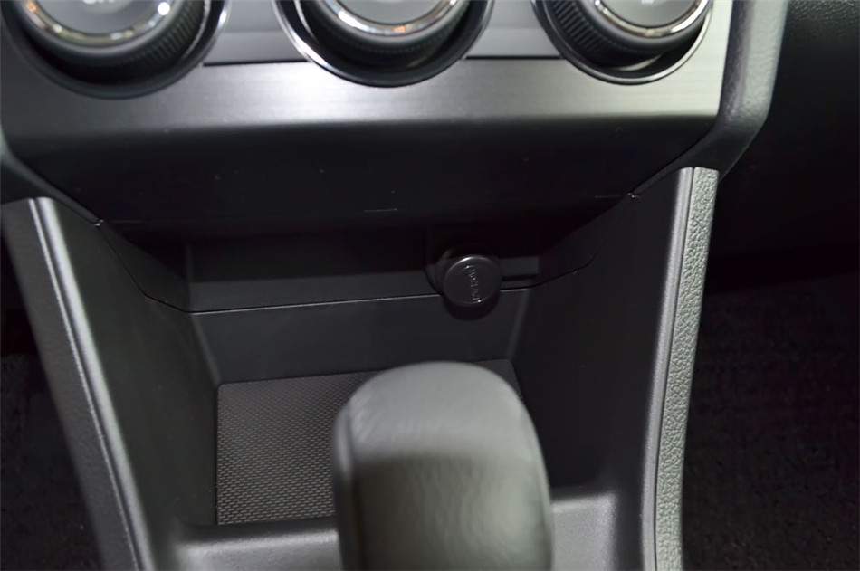 2012 2.0L CVT Ӣ 