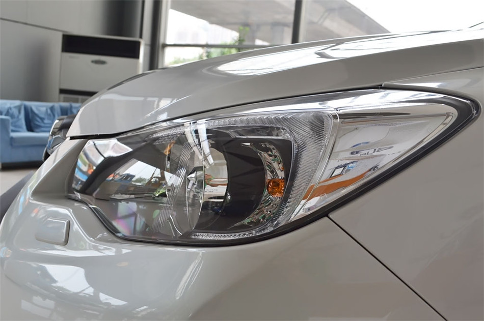 2012 2.0L CVT Ӣ 