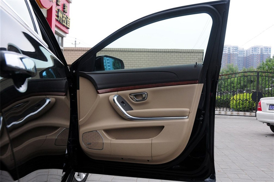 2012 3.0L AT 콢 οռ