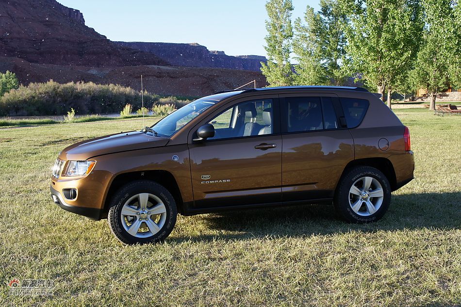 2011Compassָ70