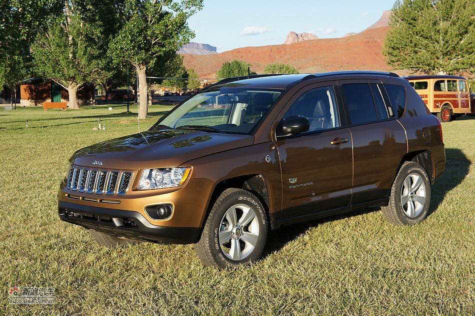2011Compassָ70