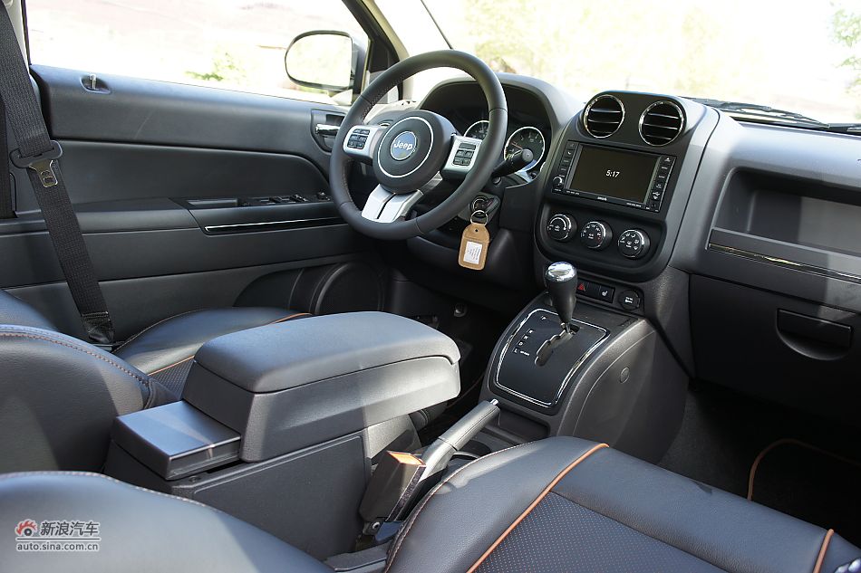 2011Compassָ70