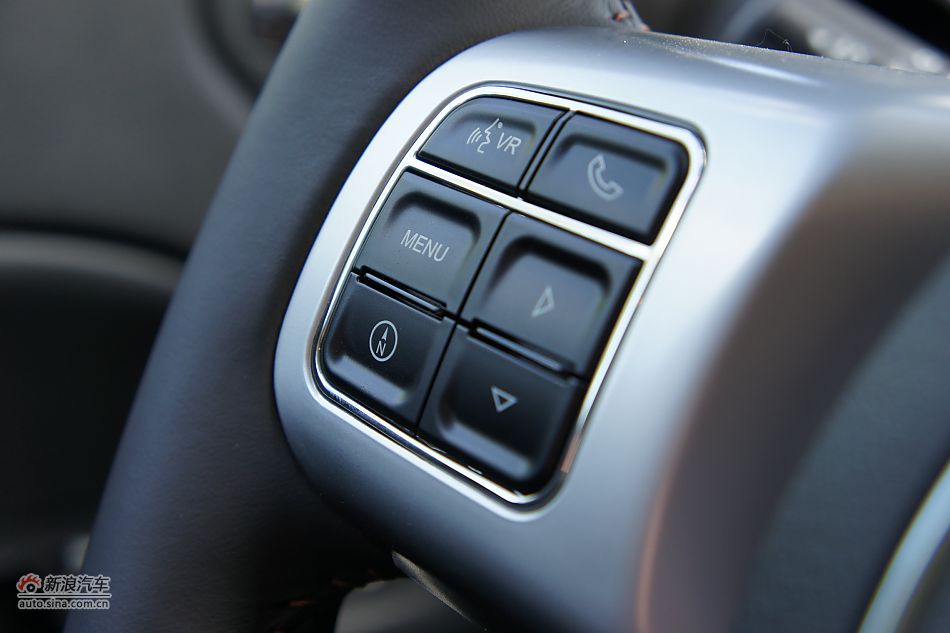 2011Compassָ70