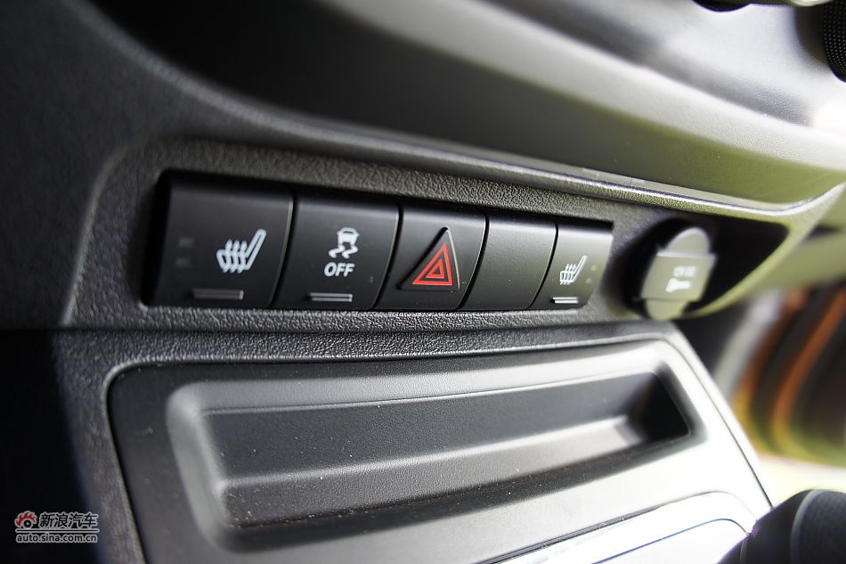 2011Compassָ70