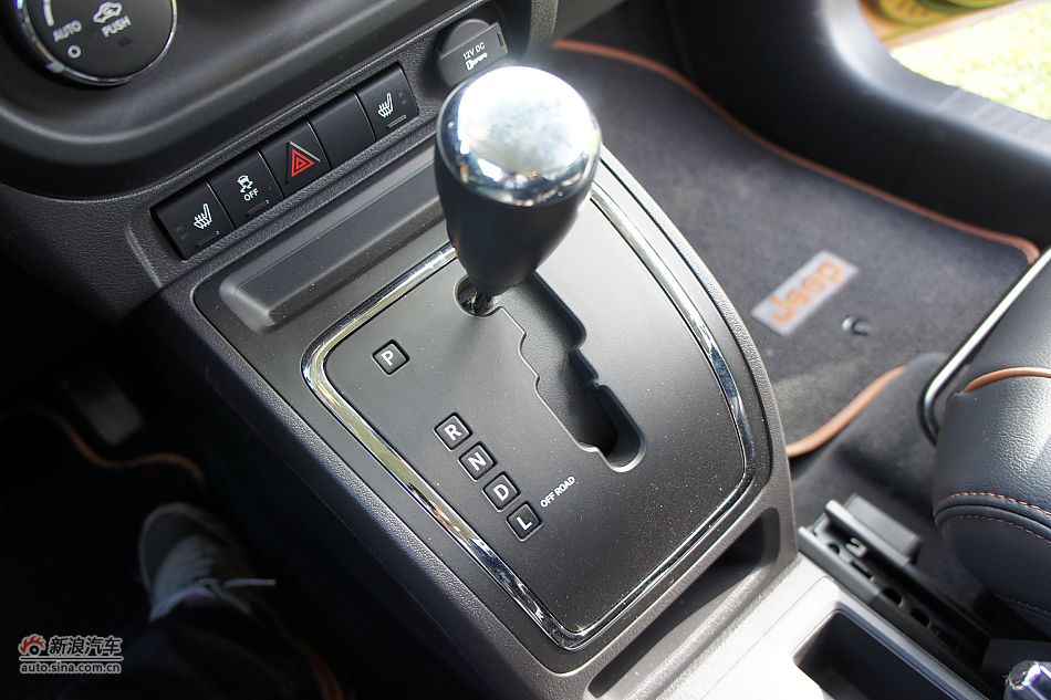 2011Compassָ70