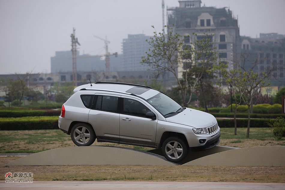 2011Jeepָ