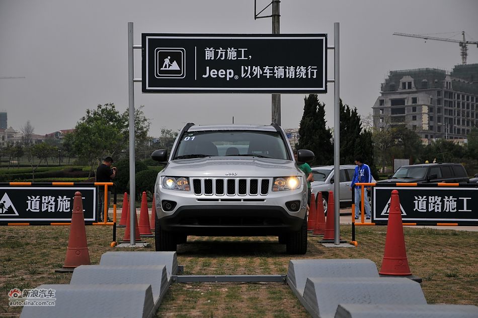 Լ2011Jeepָ