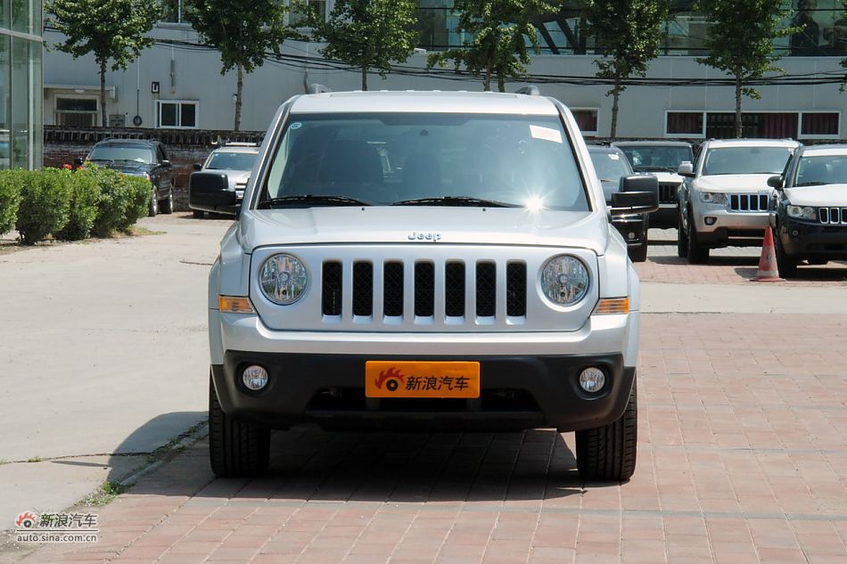 2011Jeepɿ