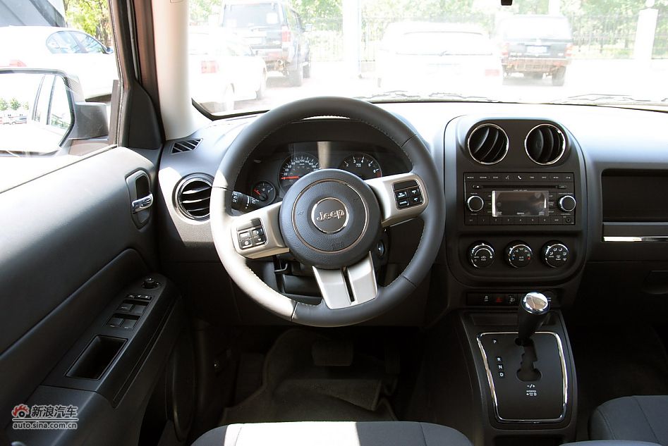 2011Jeepɿ