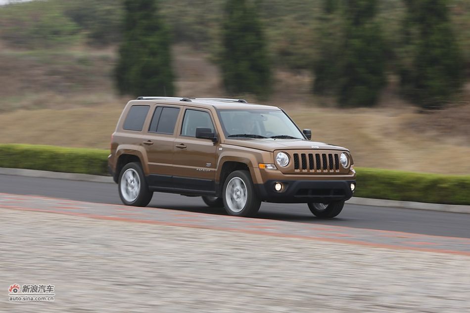 2011Jeepɿ