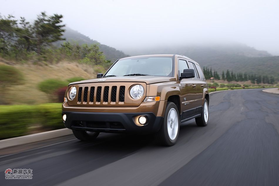 2011Jeepɿ