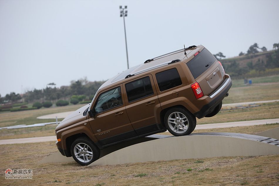 2011Jeepɿ