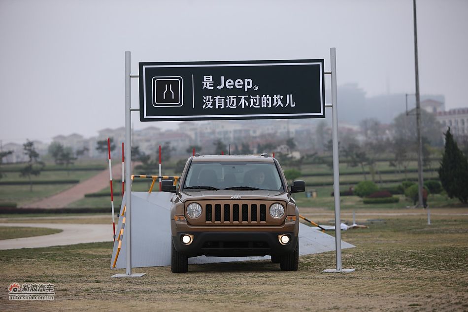 2011Jeepɿ