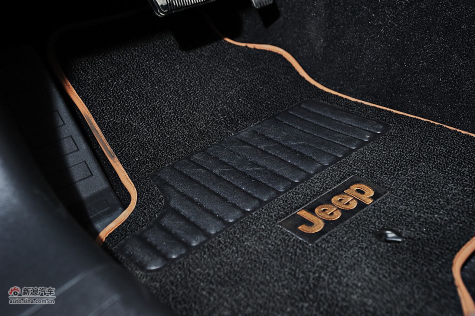 2011Jeepɿ