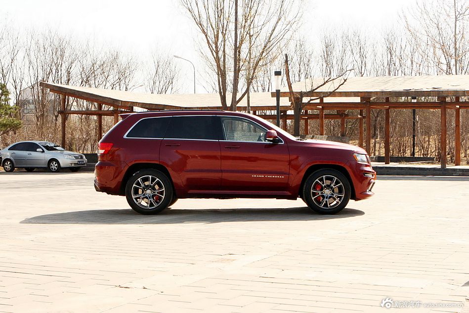 2012ȫJeepŵSRT8