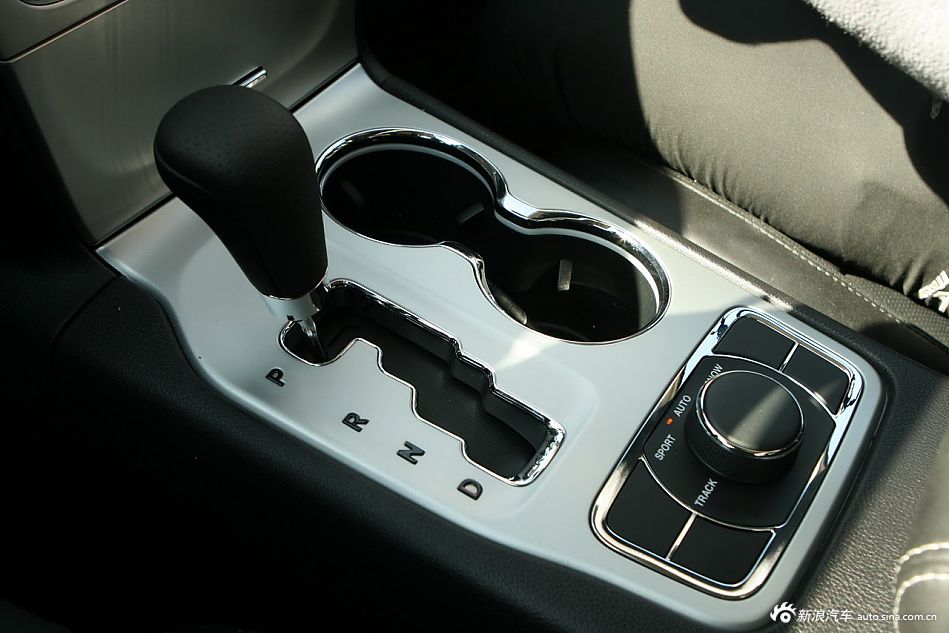 2012ȫJeepŵSRT8
