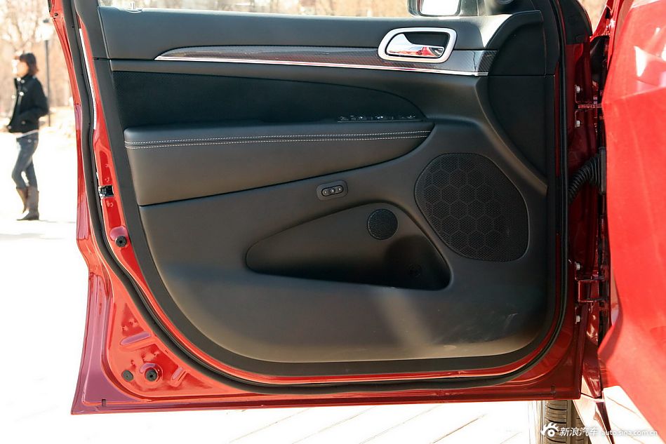 2012ȫJeepŵSRT8