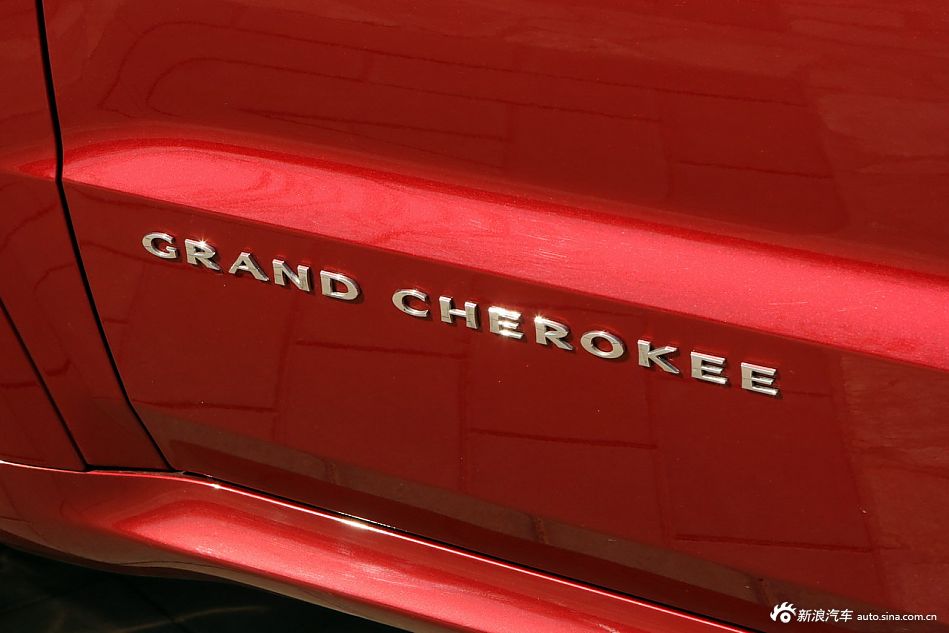 2012ȫJeepŵSRT8