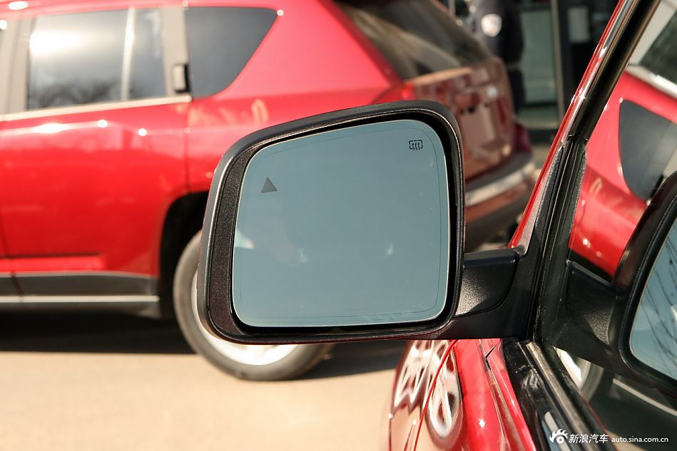 2012ȫJeepŵSRT8