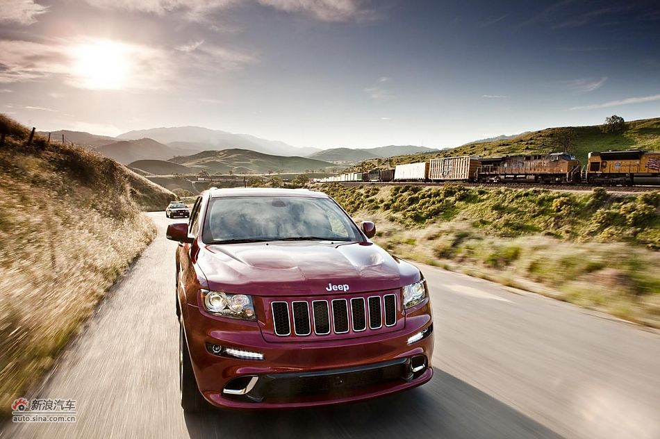 ŷJeepŵSRT8