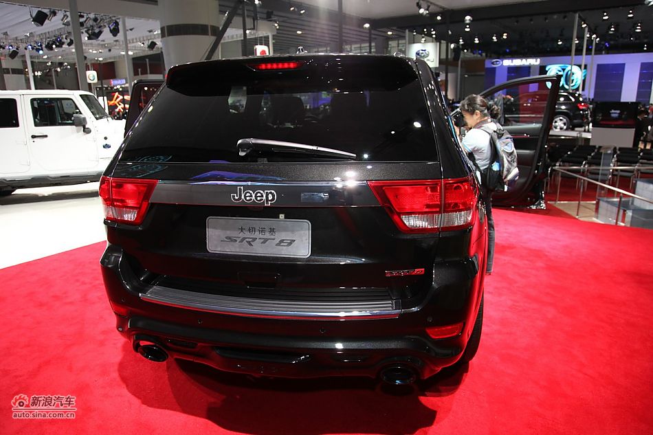 JEEPŵSRT8