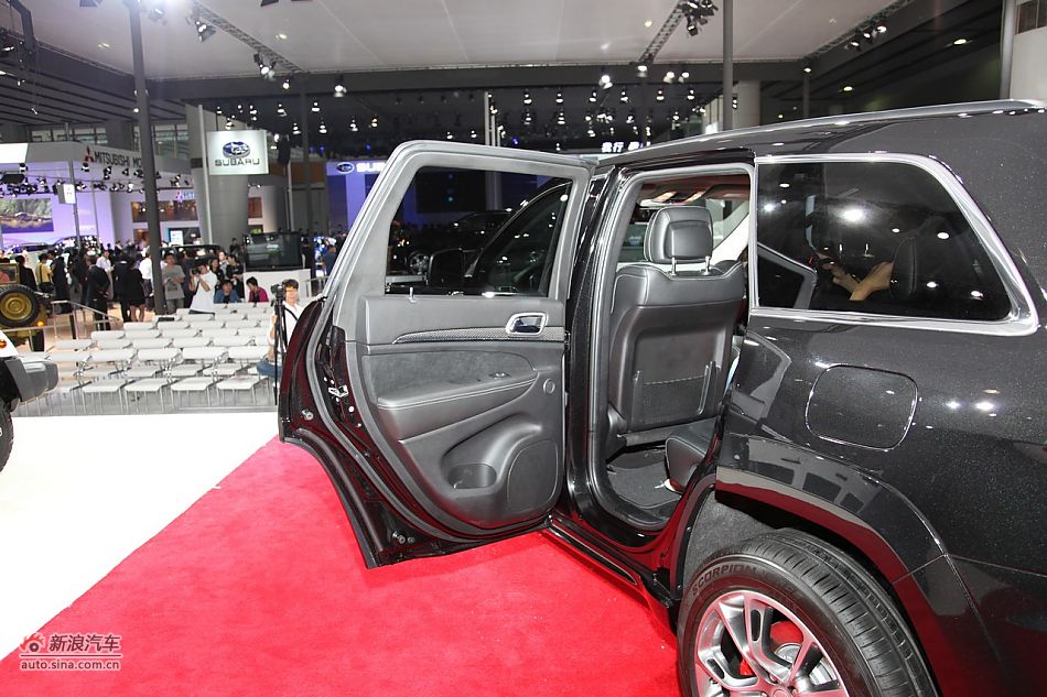 JEEPŵSRT8