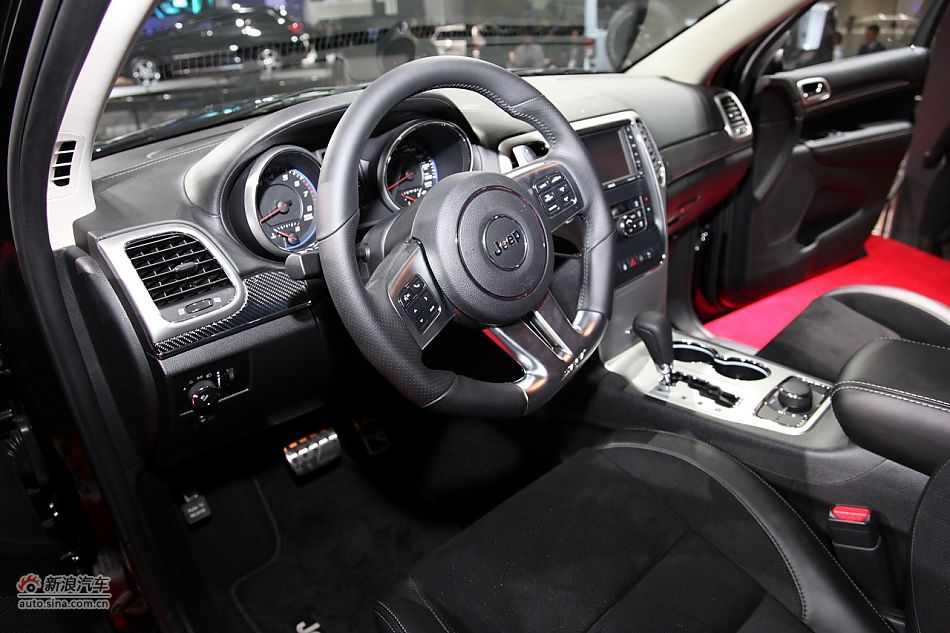 JEEPŵSRT8