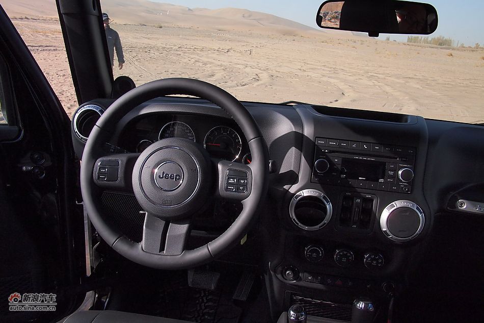 2012JEEP